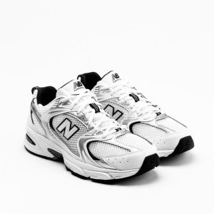 Sepatu Sneakers Pria Sport Casual